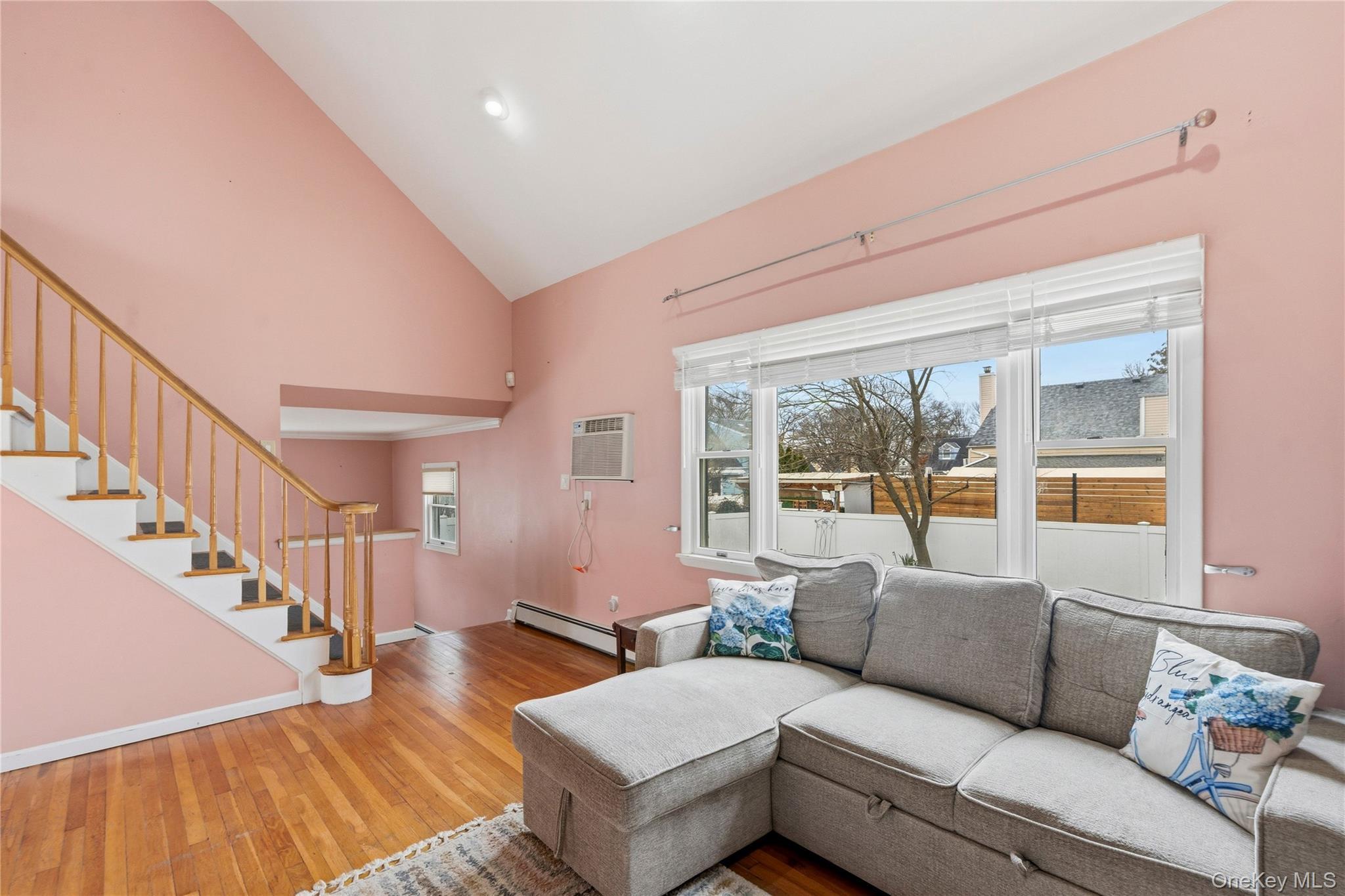 Single Family 28th  Suffolk County, NY 11726, MLS-952704-7