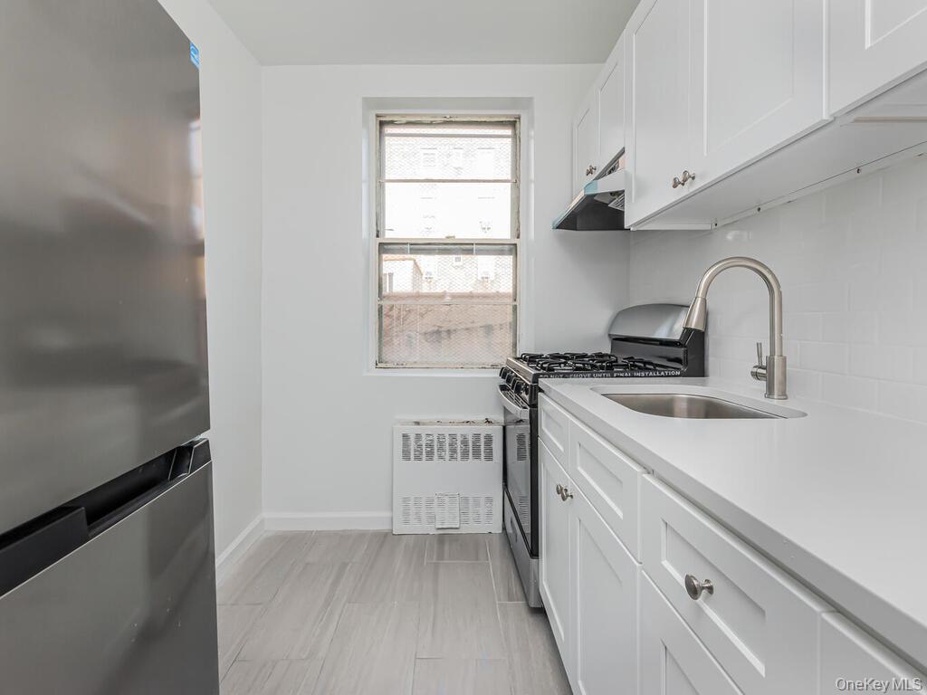 Apartment Broadway  Bronx, NY 10471, MLS-952716-5