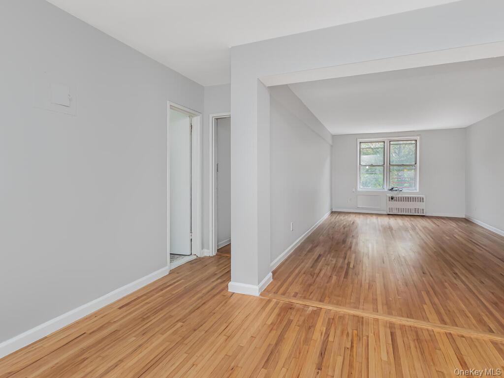 Apartment Broadway  Bronx, NY 10471, MLS-952716-7