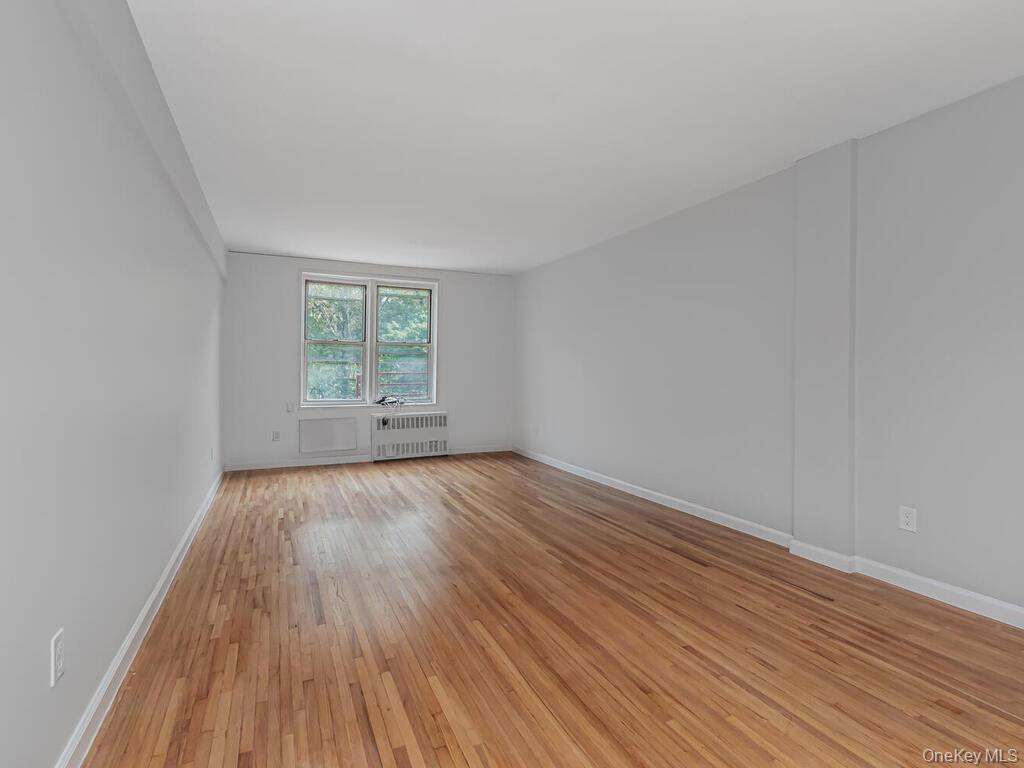 Apartment Broadway  Bronx, NY 10471, MLS-952716-8