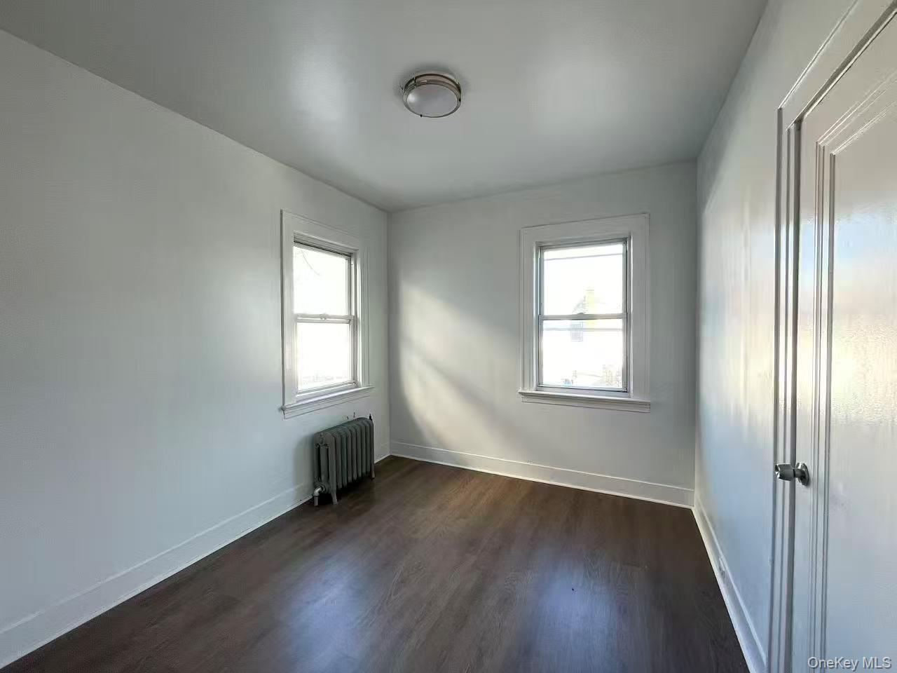 Single Family Curtis  Queens, NY 11369, MLS-952719-4