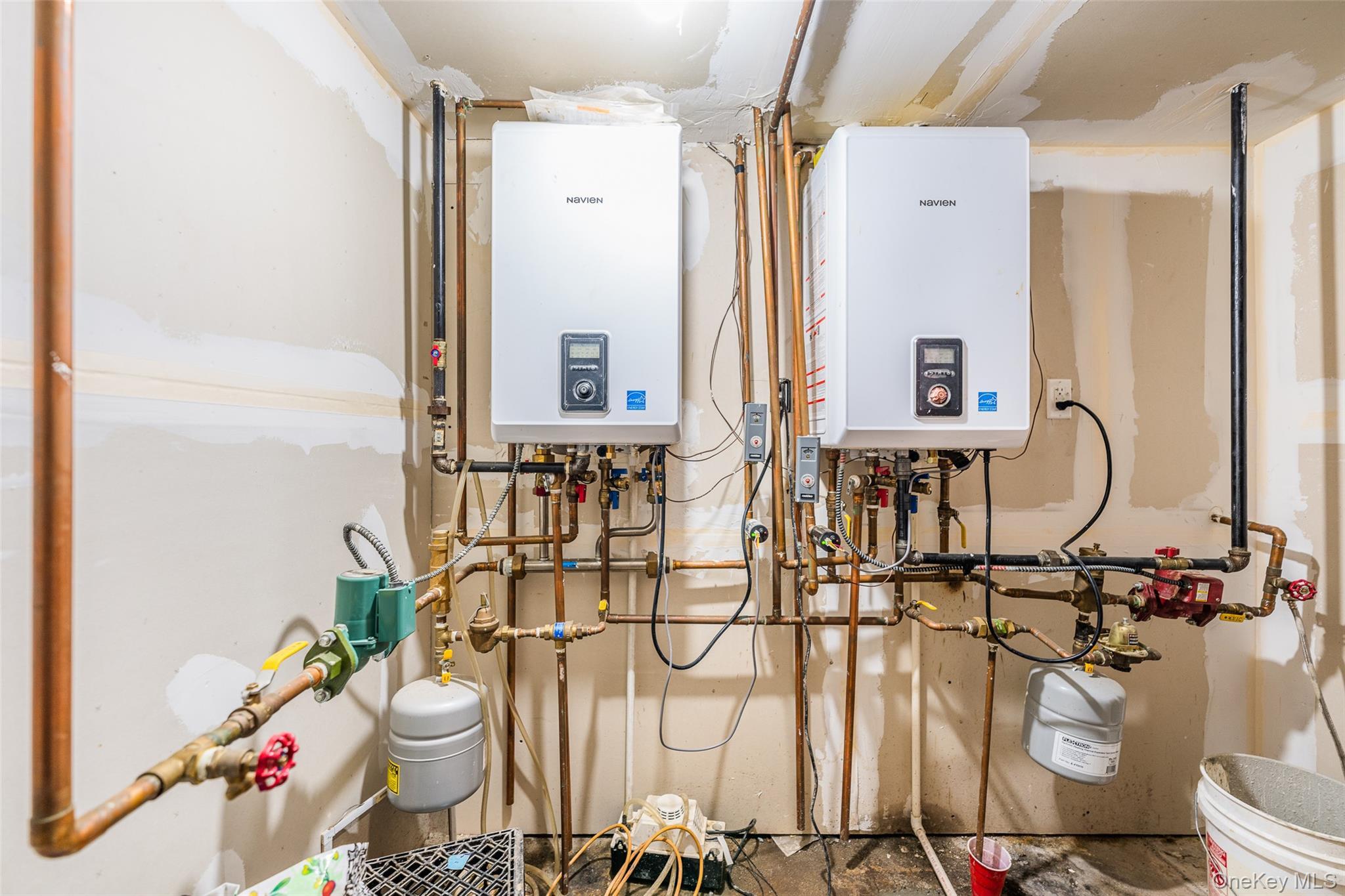 Single Family Winchester  Queens, NY 11428, MLS-952730-24