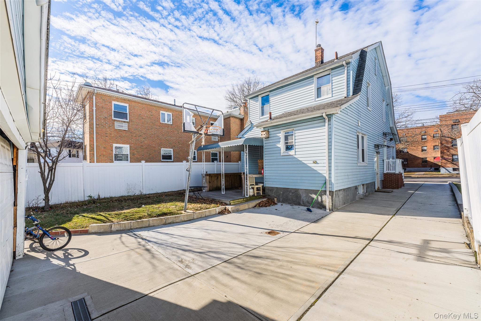 Single Family Winchester  Queens, NY 11428, MLS-952730-28