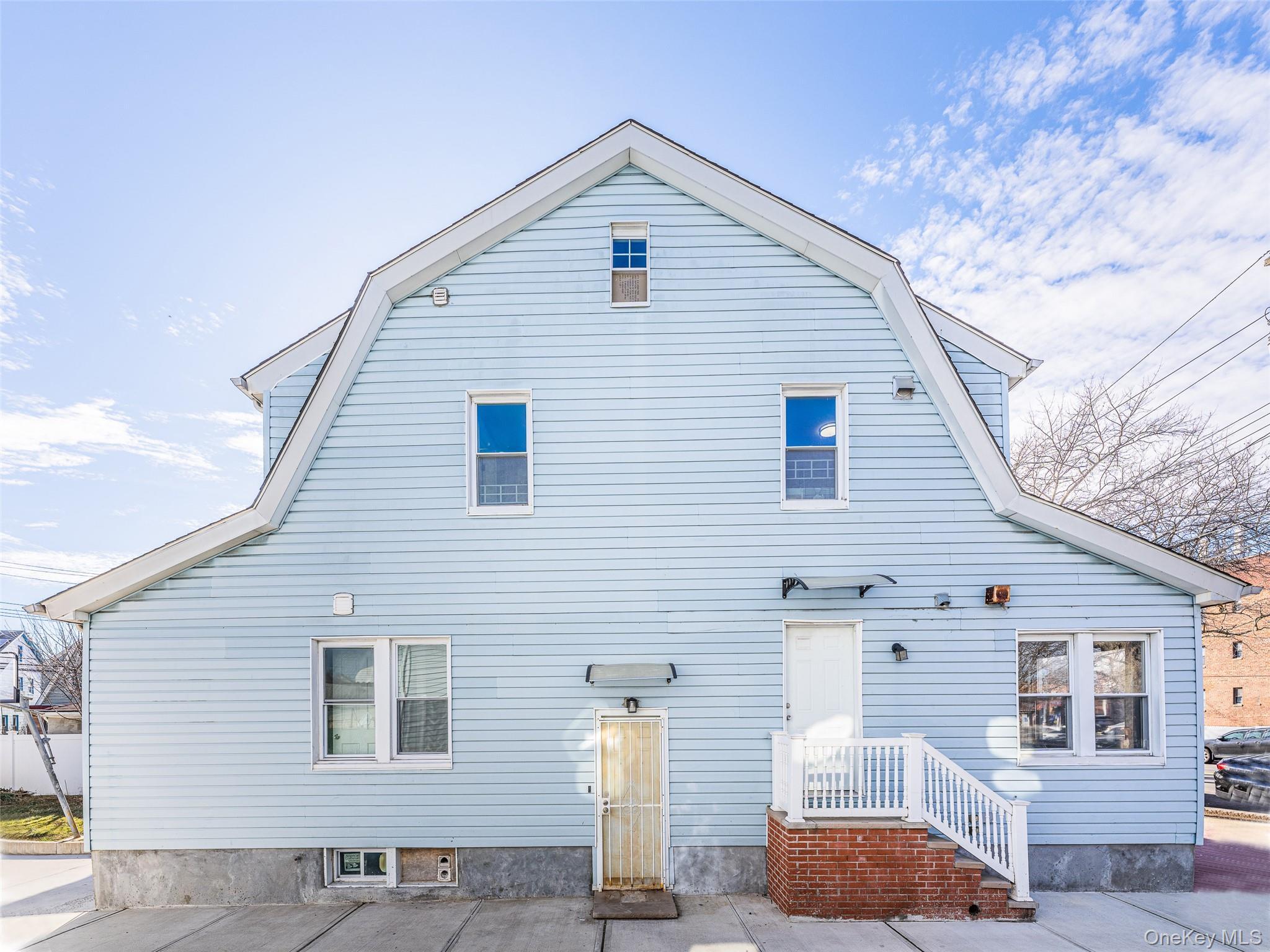 Single Family Winchester  Queens, NY 11428, MLS-952730-4