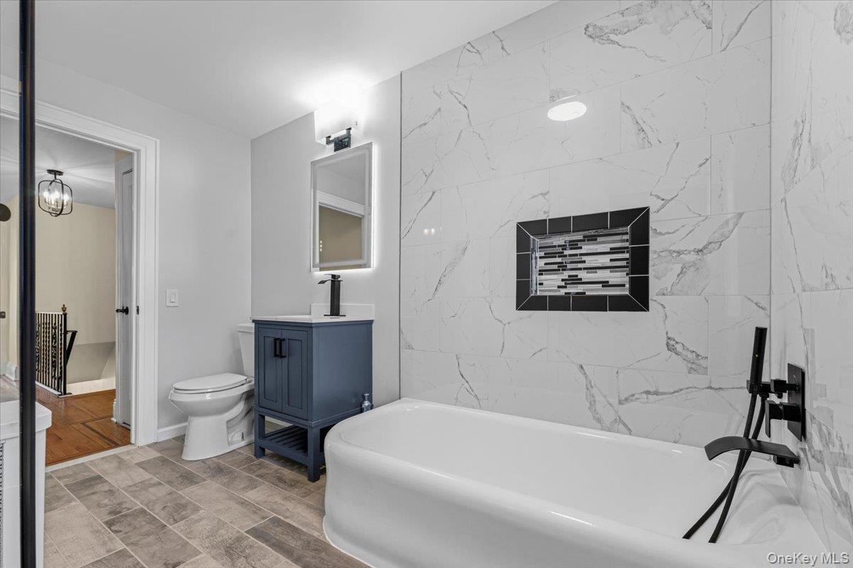 Single Family Selover  Queens, NY 11434, MLS-952741-28