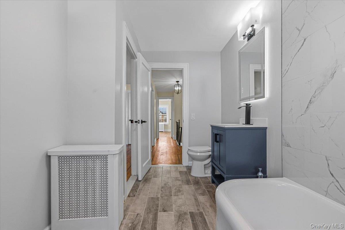 Single Family Selover  Queens, NY 11434, MLS-952741-29