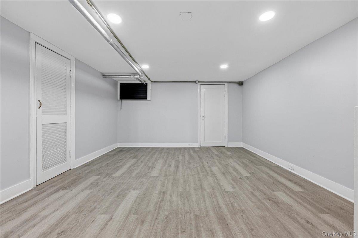 Single Family Selover  Queens, NY 11434, MLS-952741-35