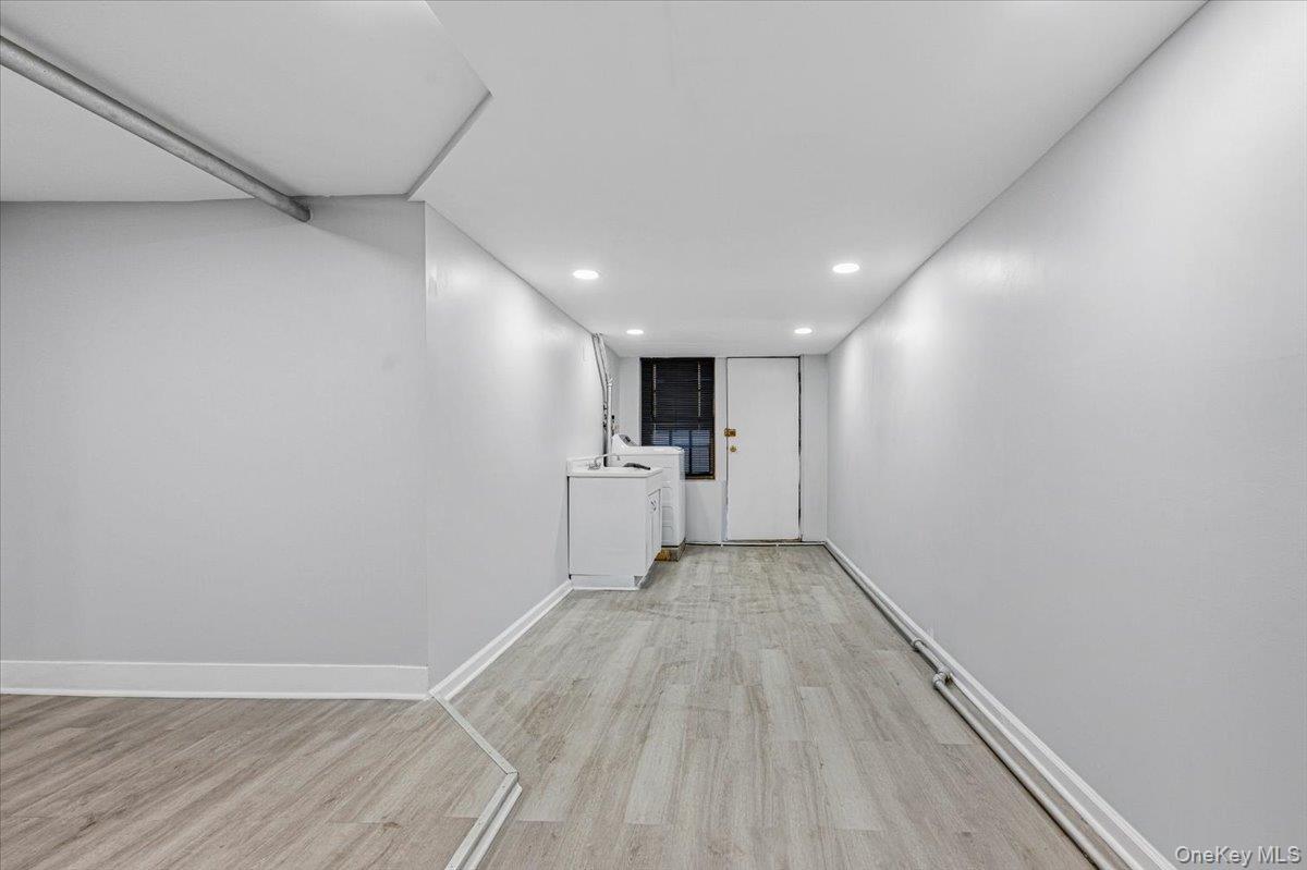 Single Family Selover  Queens, NY 11434, MLS-952741-37