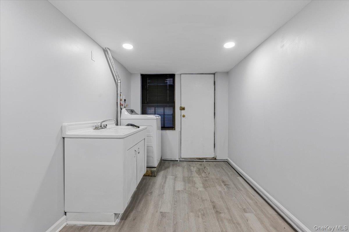 Single Family Selover  Queens, NY 11434, MLS-952741-41