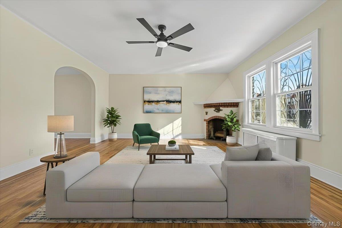 Single Family Selover  Queens, NY 11434, MLS-952741-5