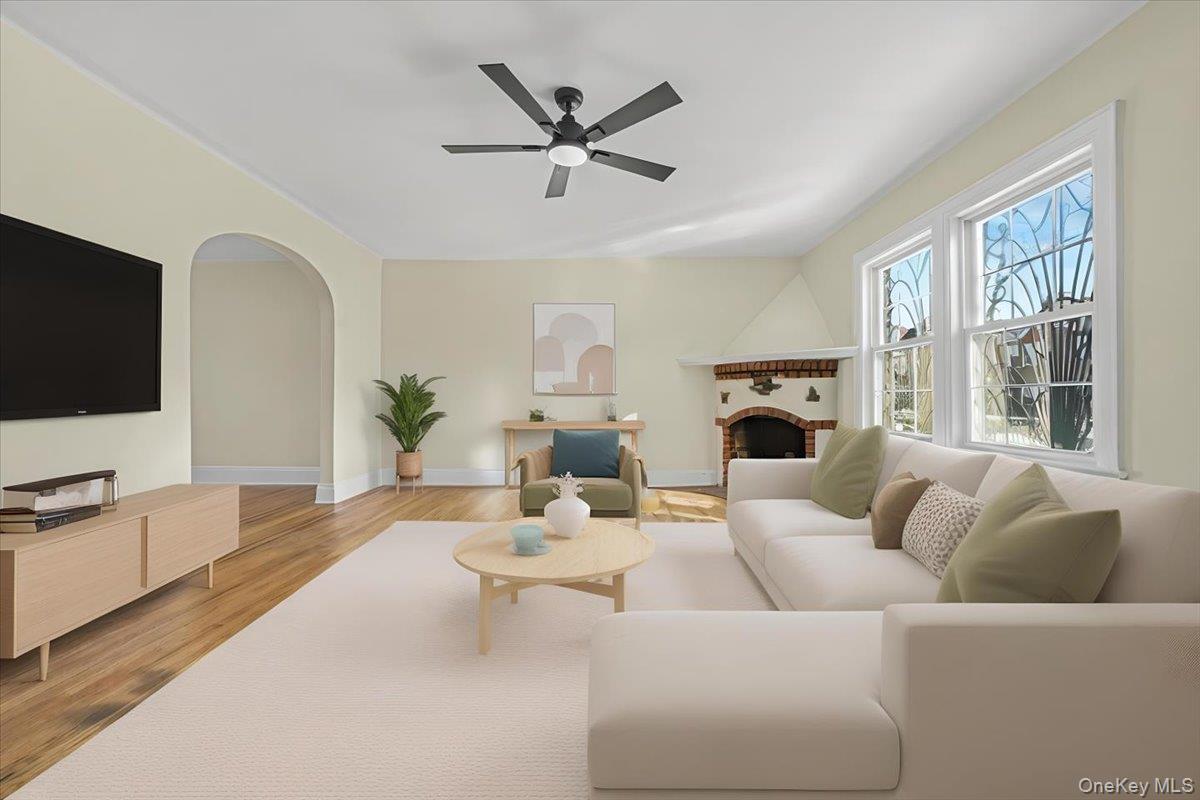 Single Family Selover  Queens, NY 11434, MLS-952741-6