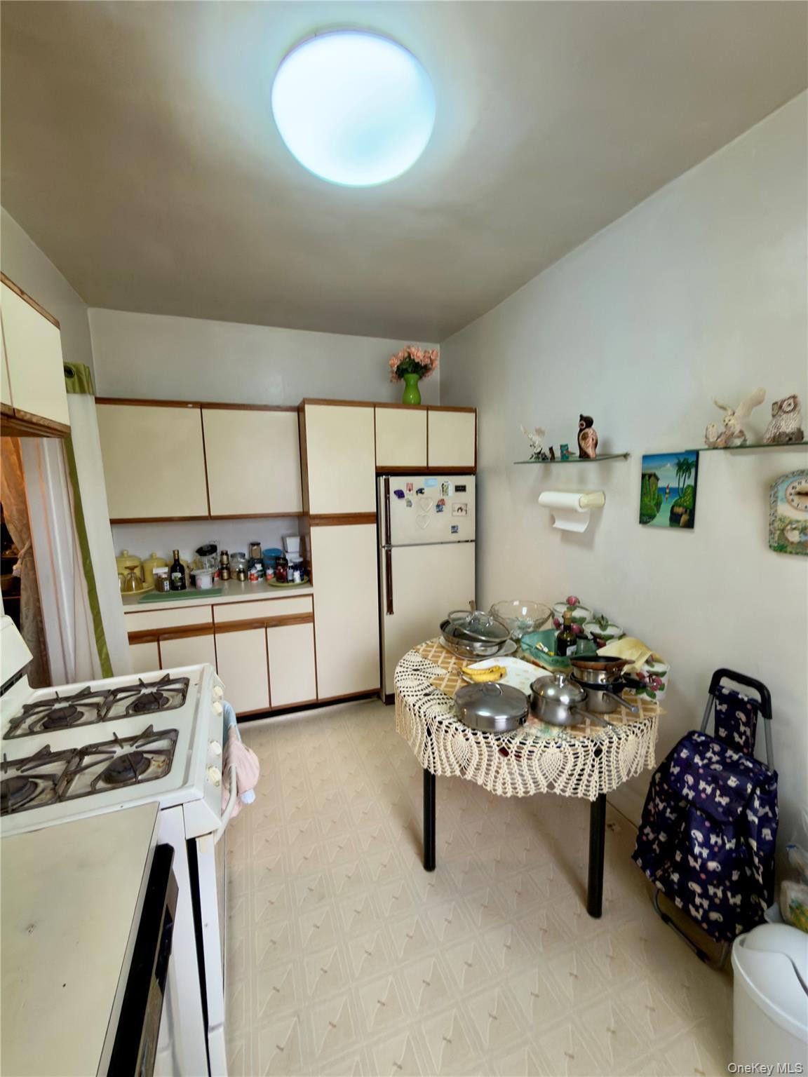 Coop 82 Queens, NY 11372, MLS-952804-12