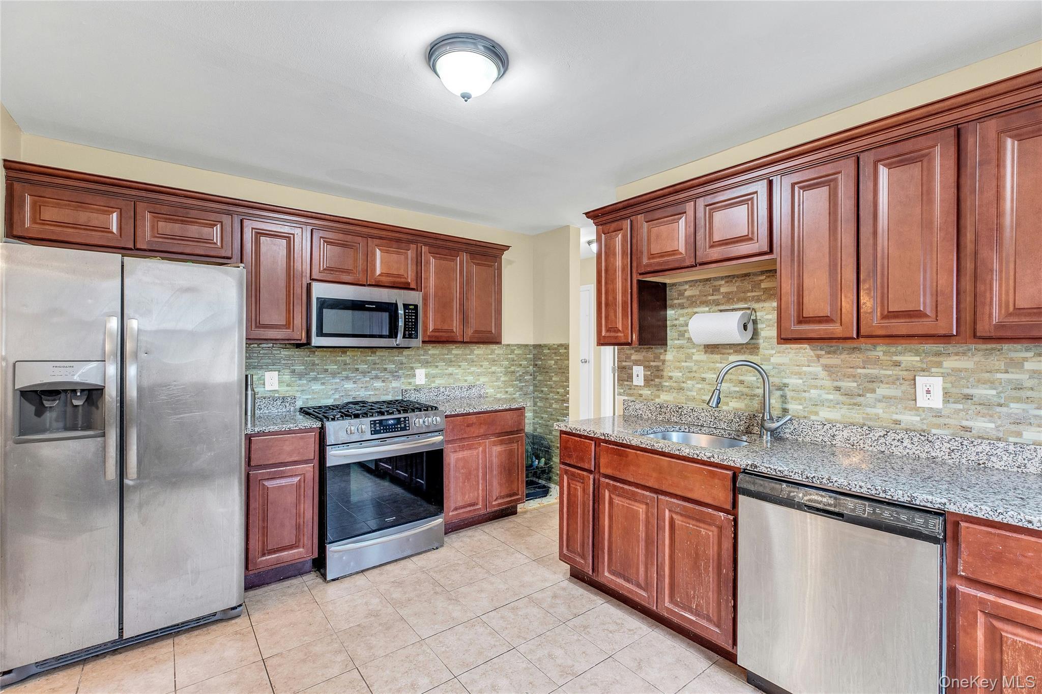 Single Family Falcon  Suffolk County, NY 11788, MLS-952849-10