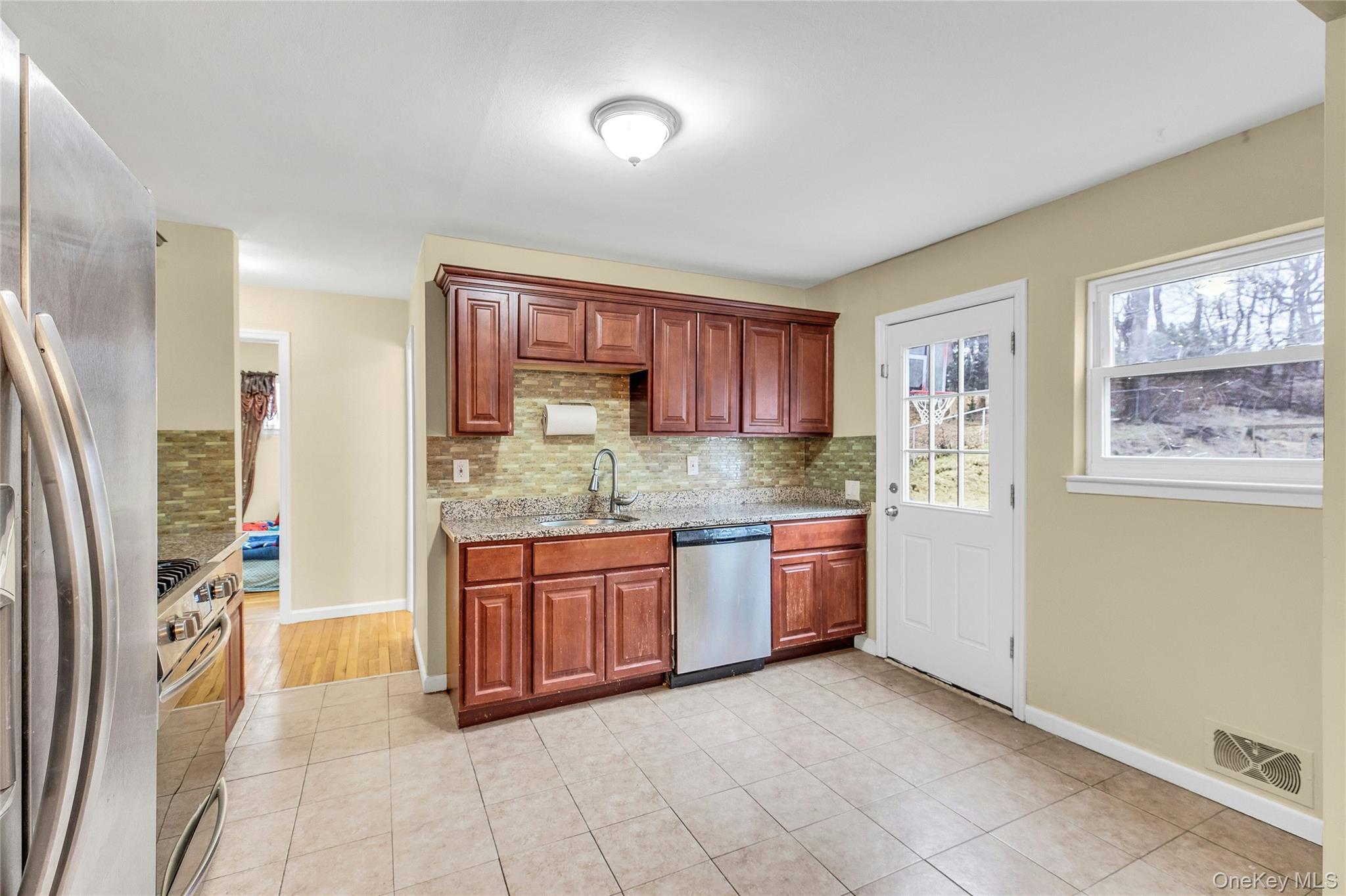 Single Family Falcon  Suffolk County, NY 11788, MLS-952849-11