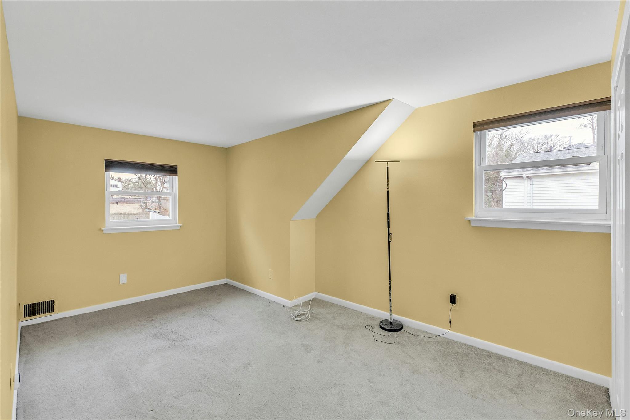 Single Family Falcon  Suffolk County, NY 11788, MLS-952849-12