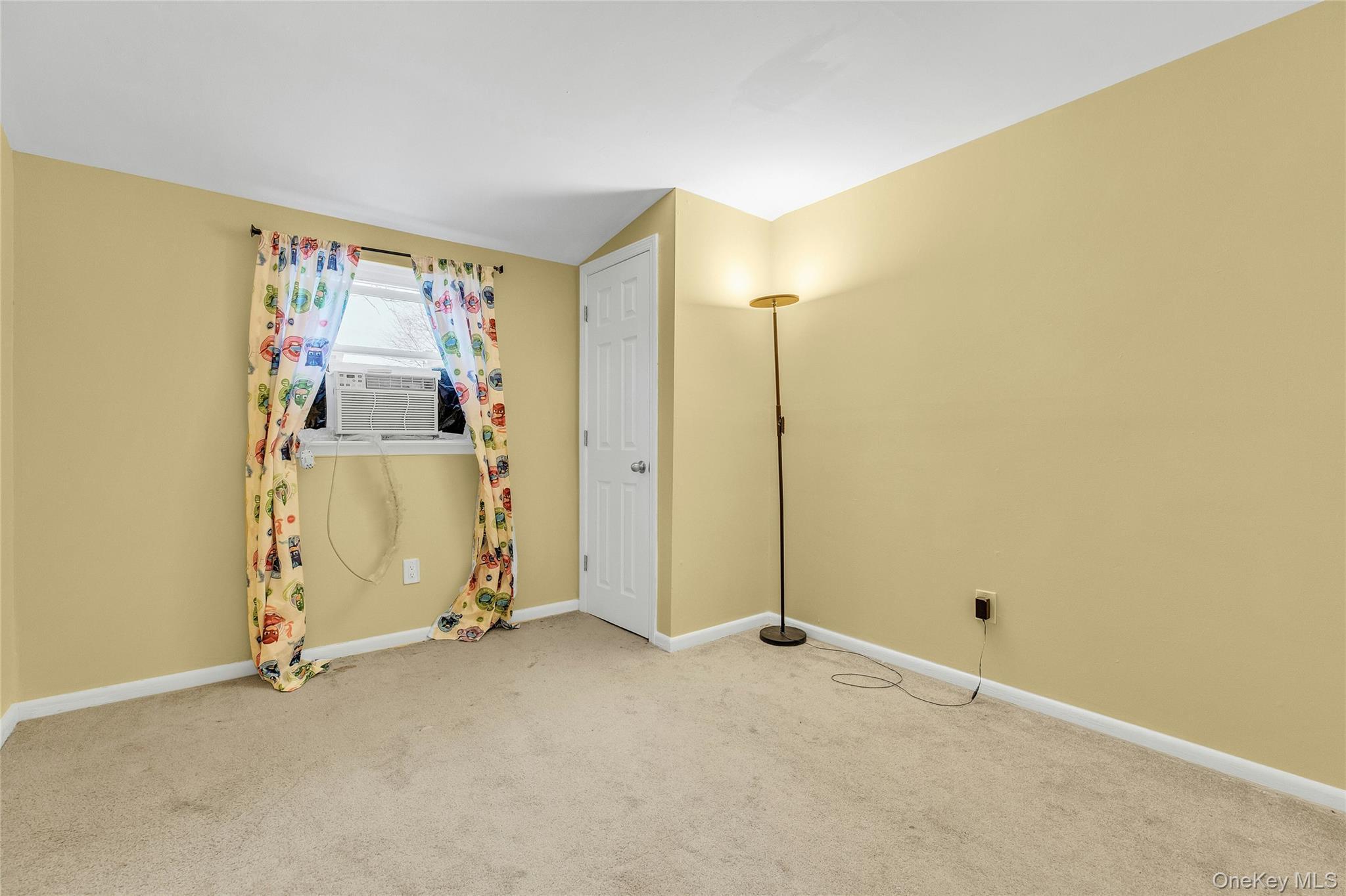 Single Family Falcon  Suffolk County, NY 11788, MLS-952849-14