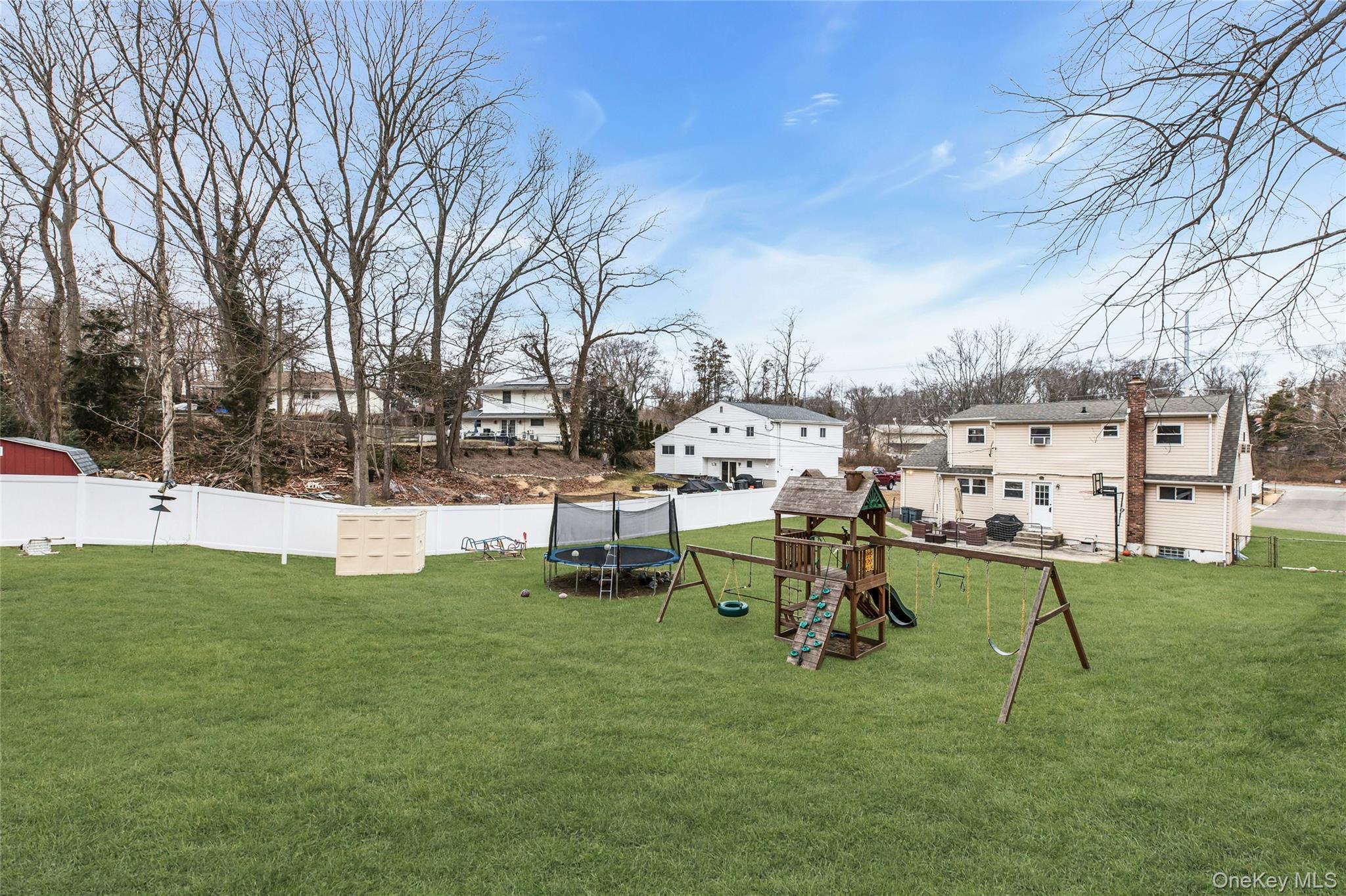 Single Family Falcon  Suffolk County, NY 11788, MLS-952849-25