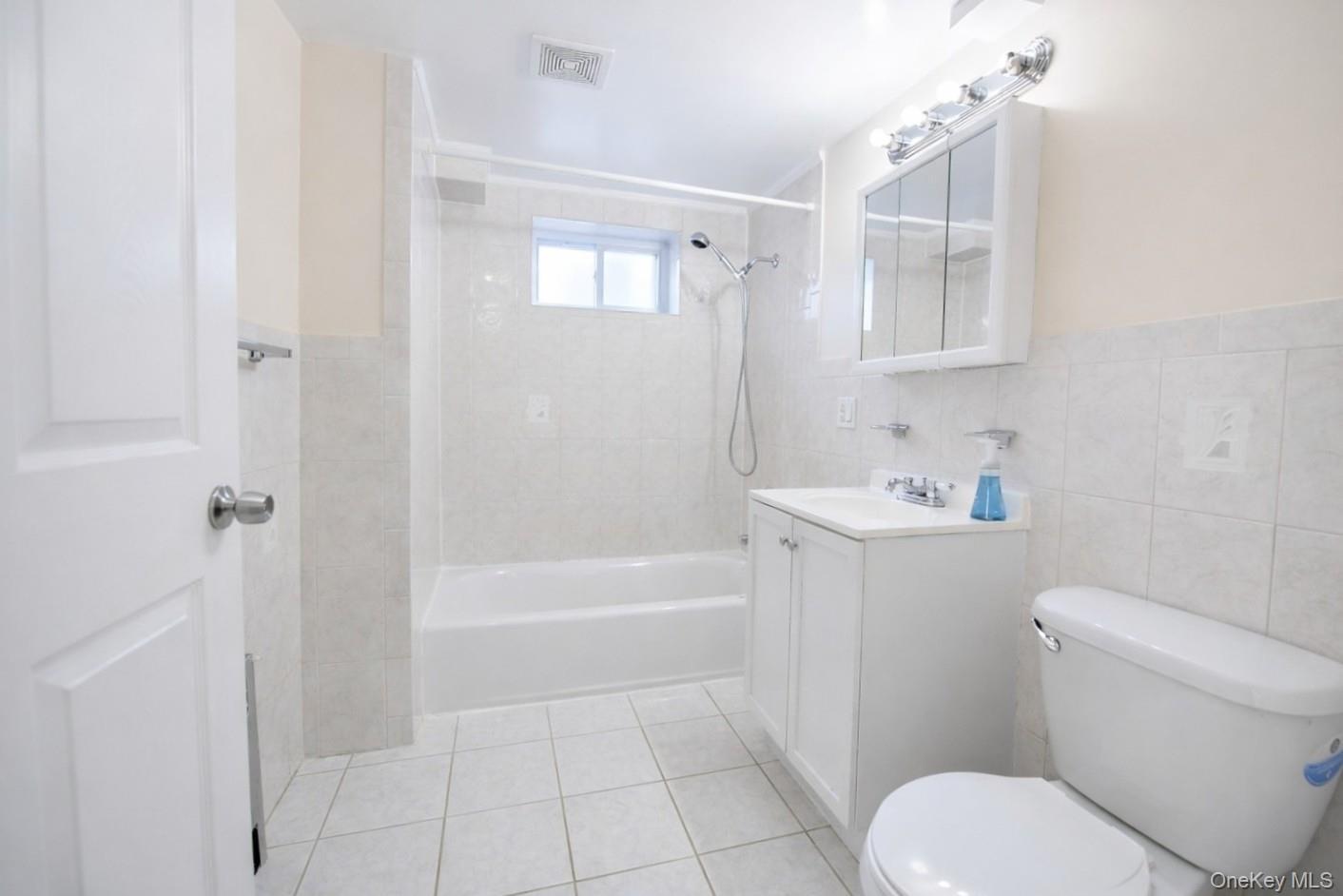 Single Family Eliot  Queens, NY 11379, MLS-952850-19