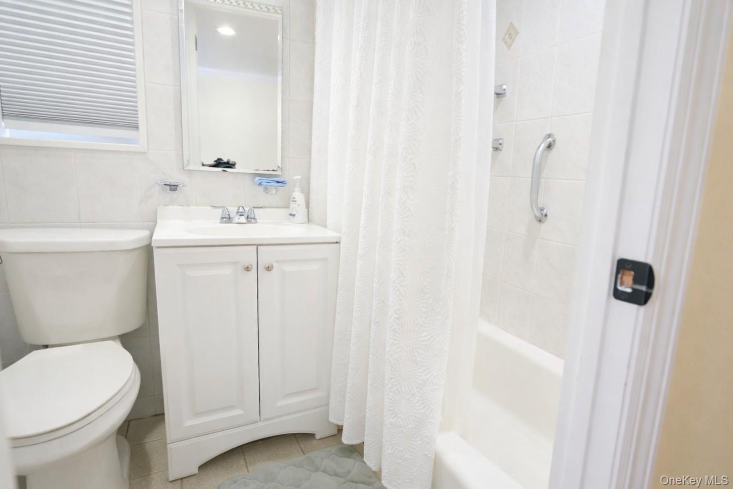 Single Family Eliot  Queens, NY 11379, MLS-952850-4