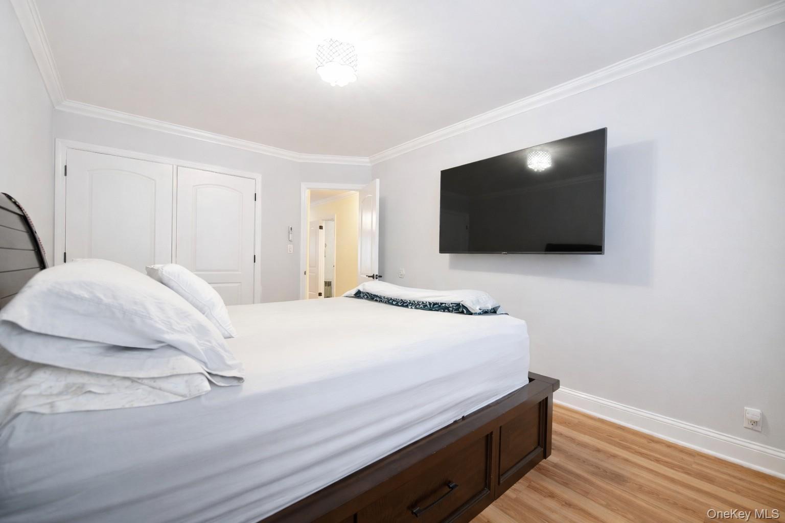 Single Family Eliot  Queens, NY 11379, MLS-952850-7