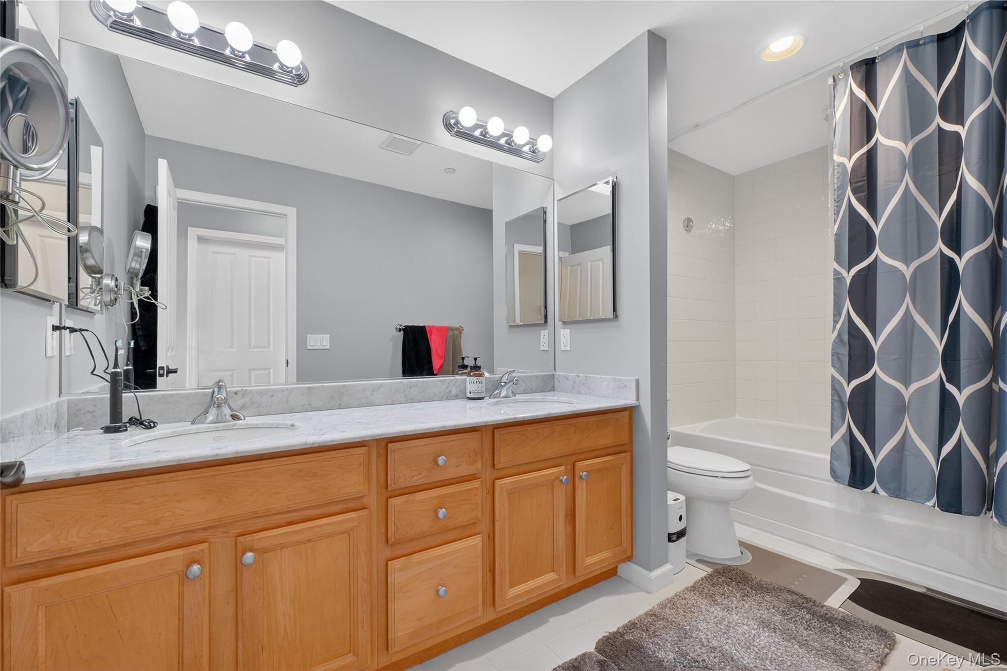 Single Family Bridgeview Dutchess County, NY 12601, MLS-952863-21