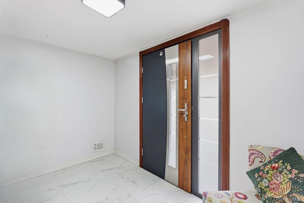 Single Family 86th  Queens, NY 11414, MLS-952871-19