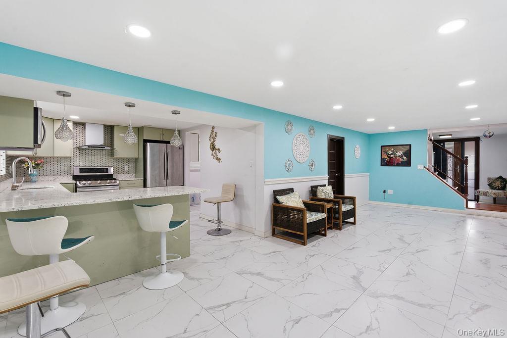 Single Family 86th  Queens, NY 11414, MLS-952871-2