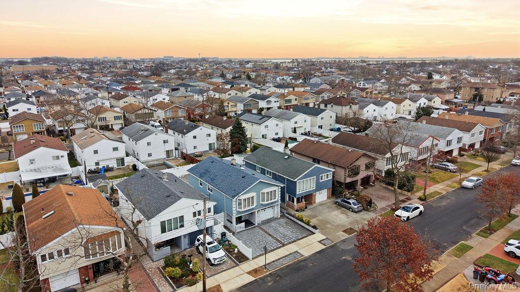 Single Family 86th  Queens, NY 11414, MLS-952871-26