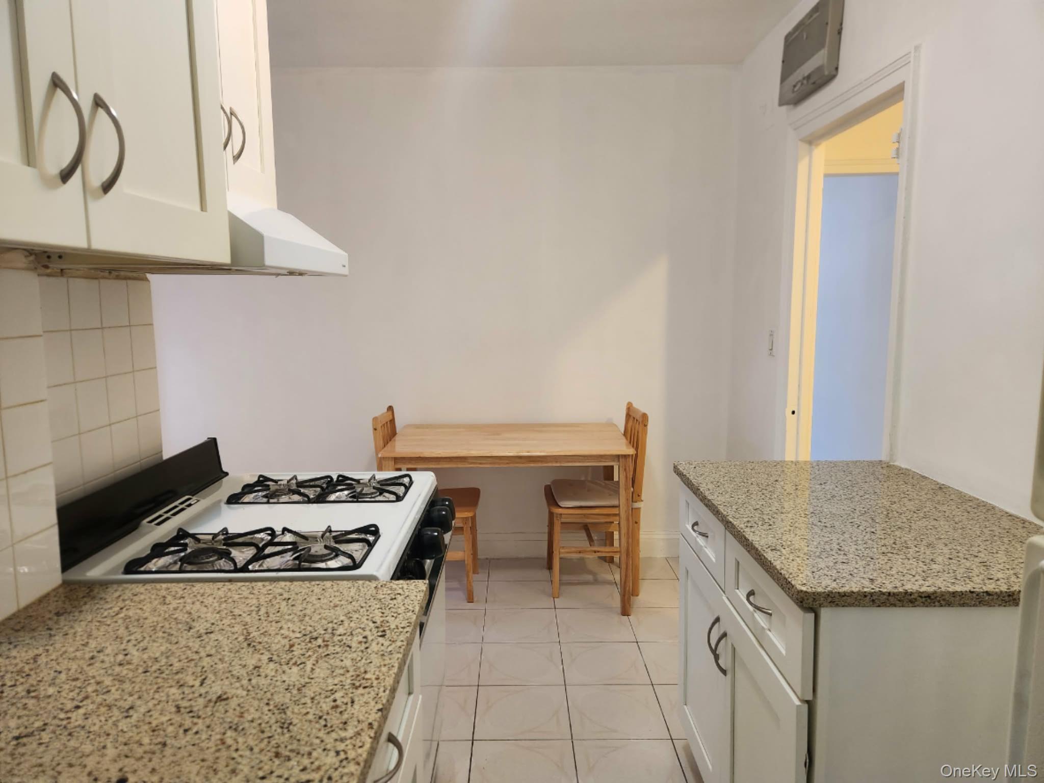 Coop 31st  Queens, NY 11377, MLS-952872-3