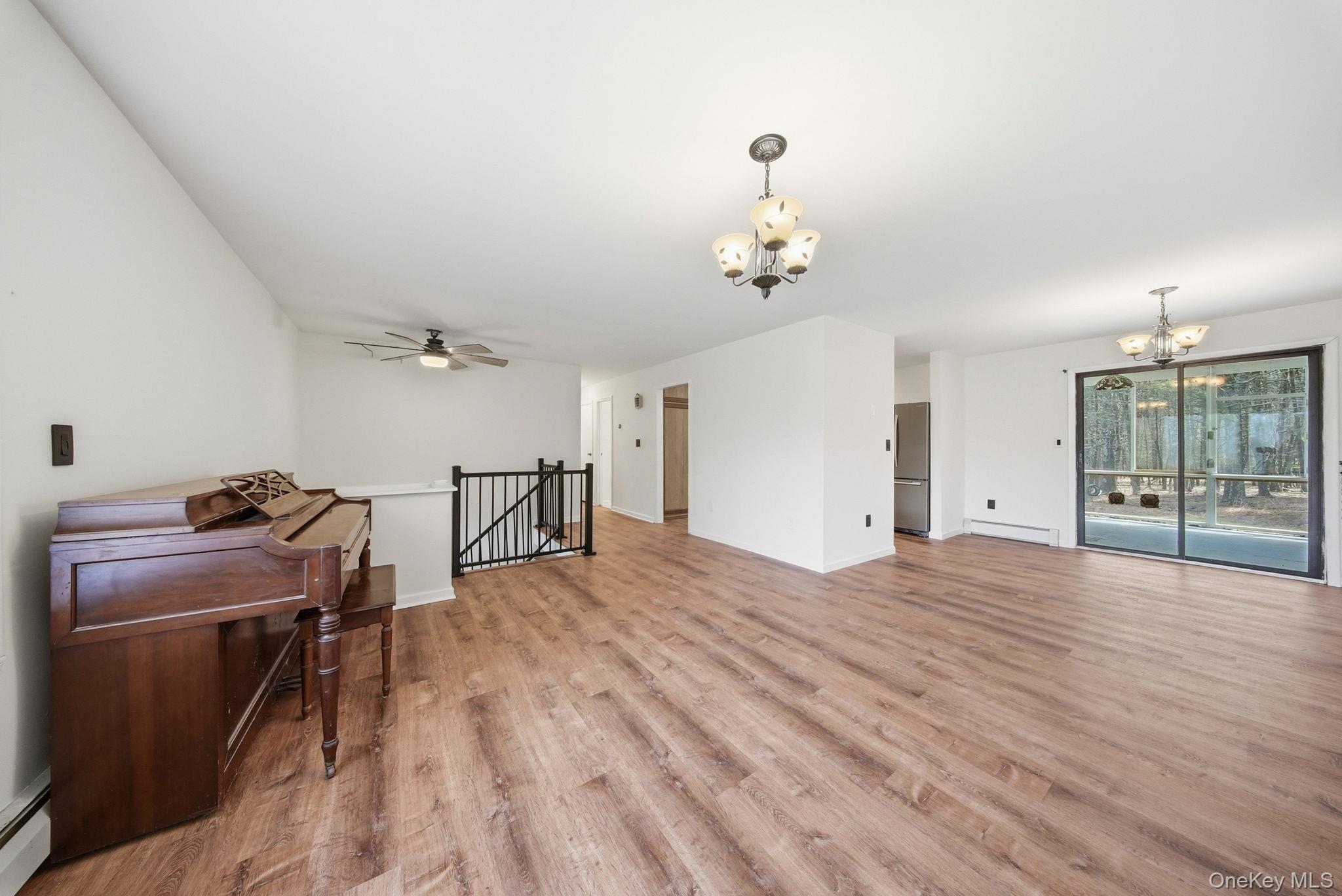 Single Family Airport Sullivan County, NY 12732, MLS-952895-19