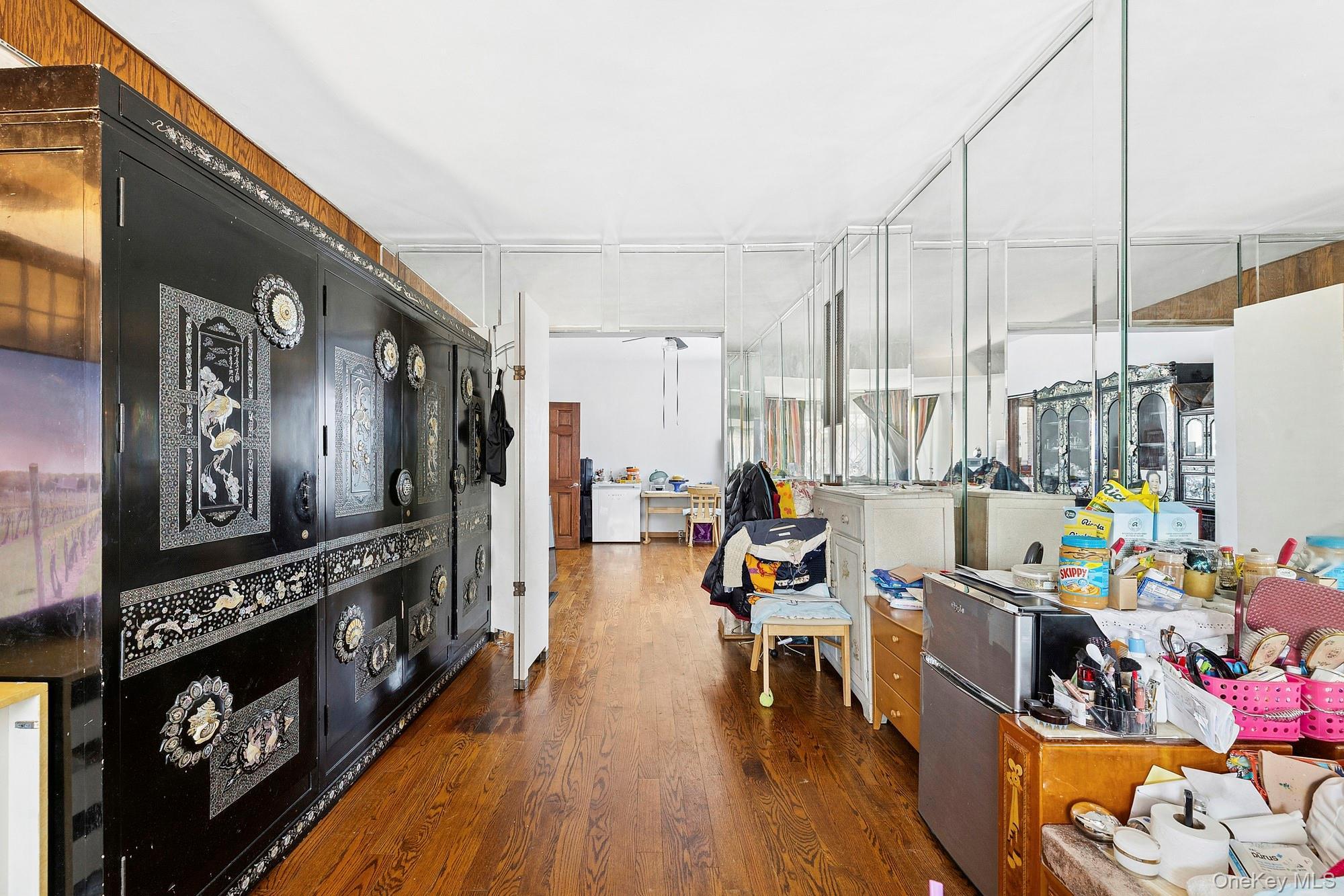 Single Family 160th Queens, NY 11358, MLS-952901-10