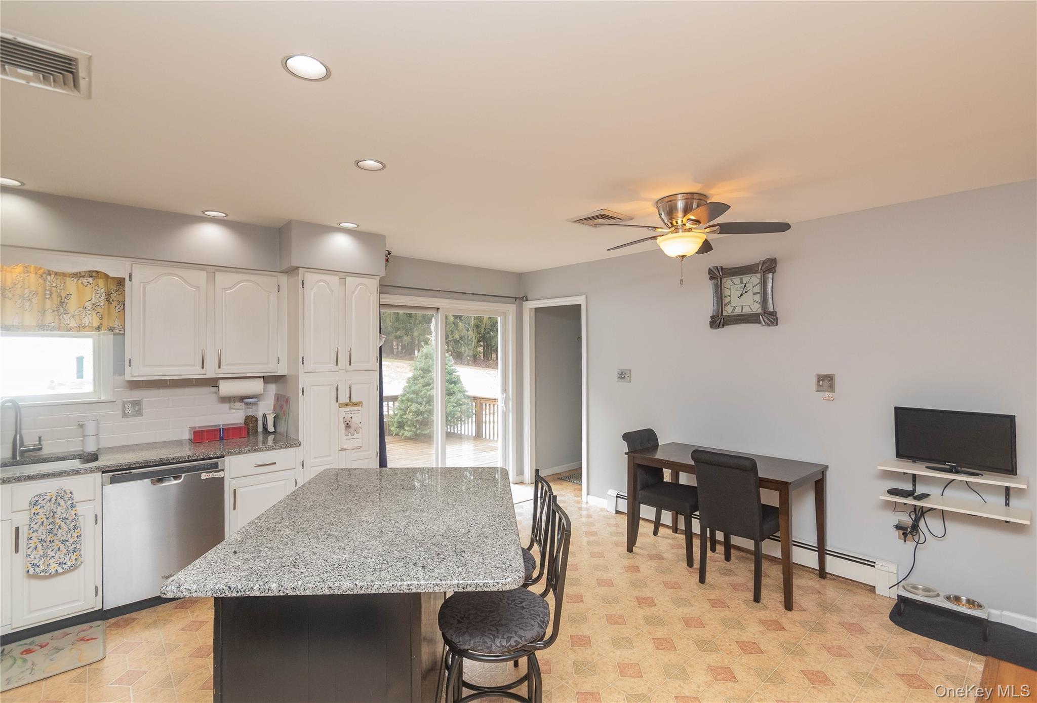 Single Family Chestnut Ridge  Dutchess County, NY 12522, MLS-952905-18