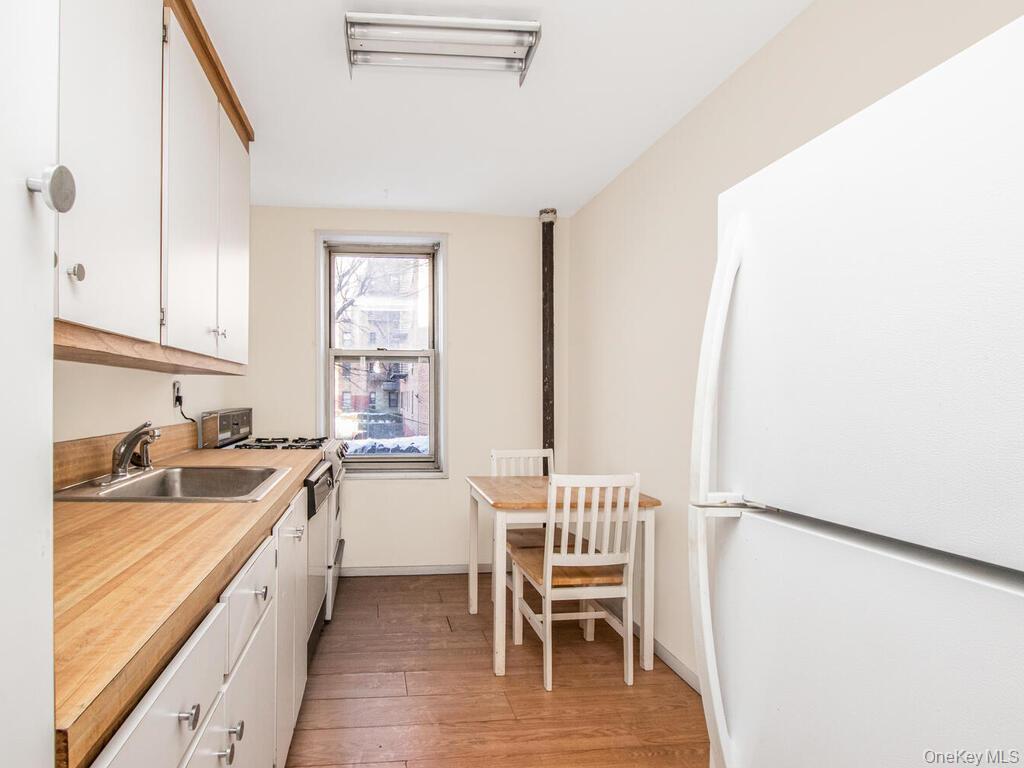 Coop Bronx River  Westchester County, NY 10704, MLS-952932-6