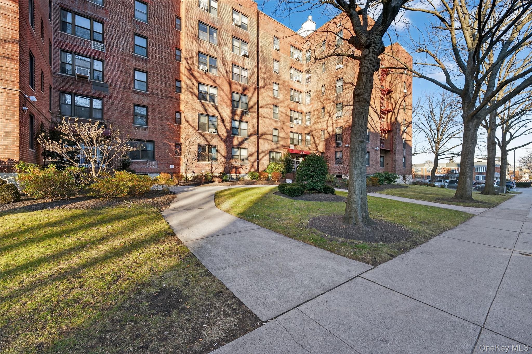 Coop 26th Queens, NY 11354, MLS-952973-25