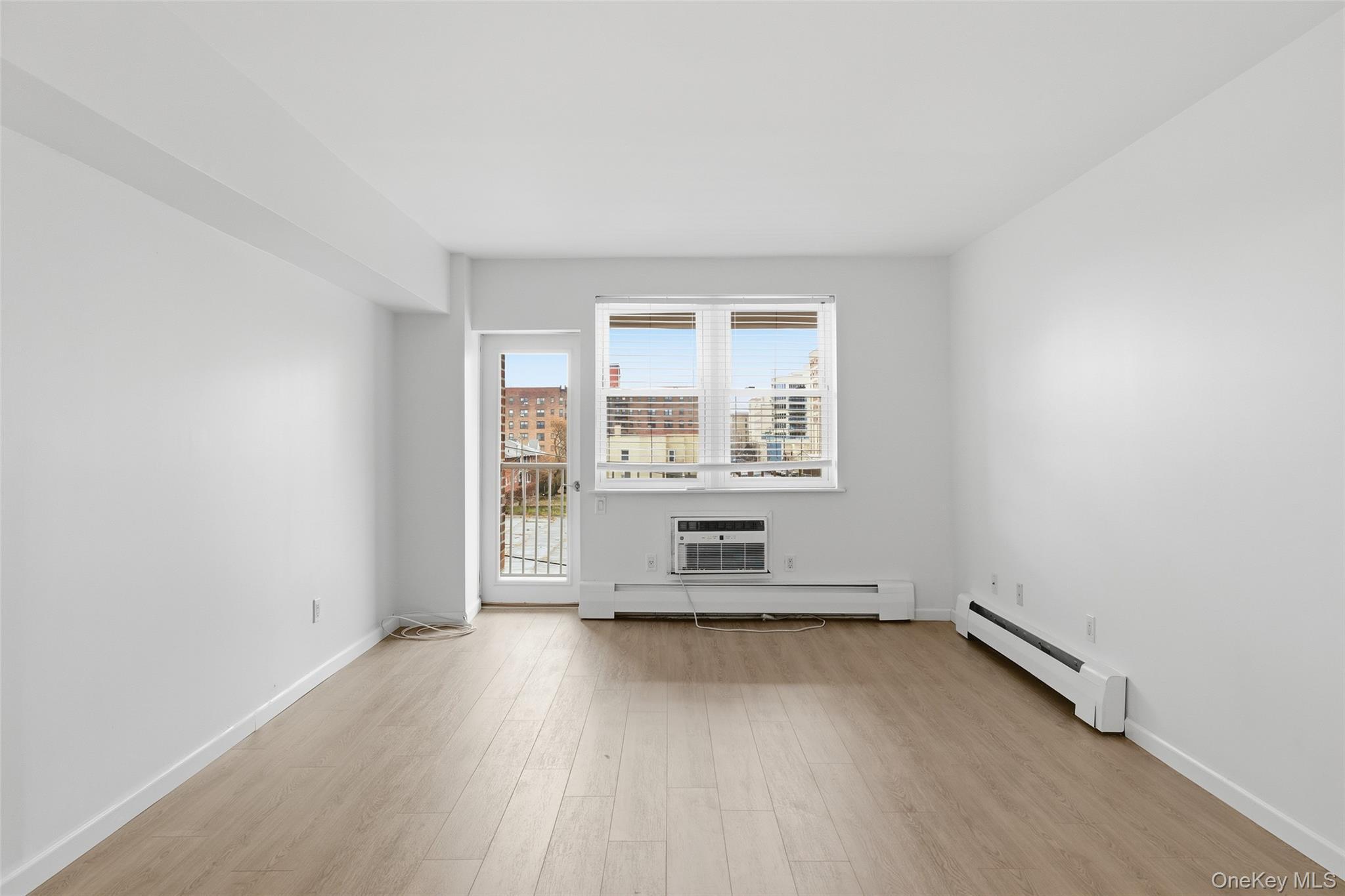 Coop Monroe Nassau County, NY 11561, MLS-952987-14