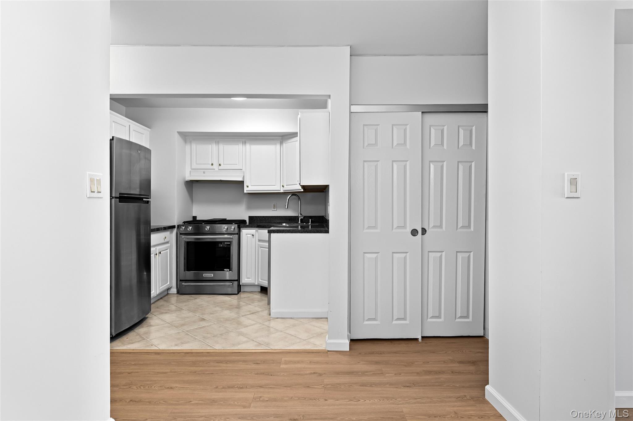 Coop Monroe Nassau County, NY 11561, MLS-952987-16