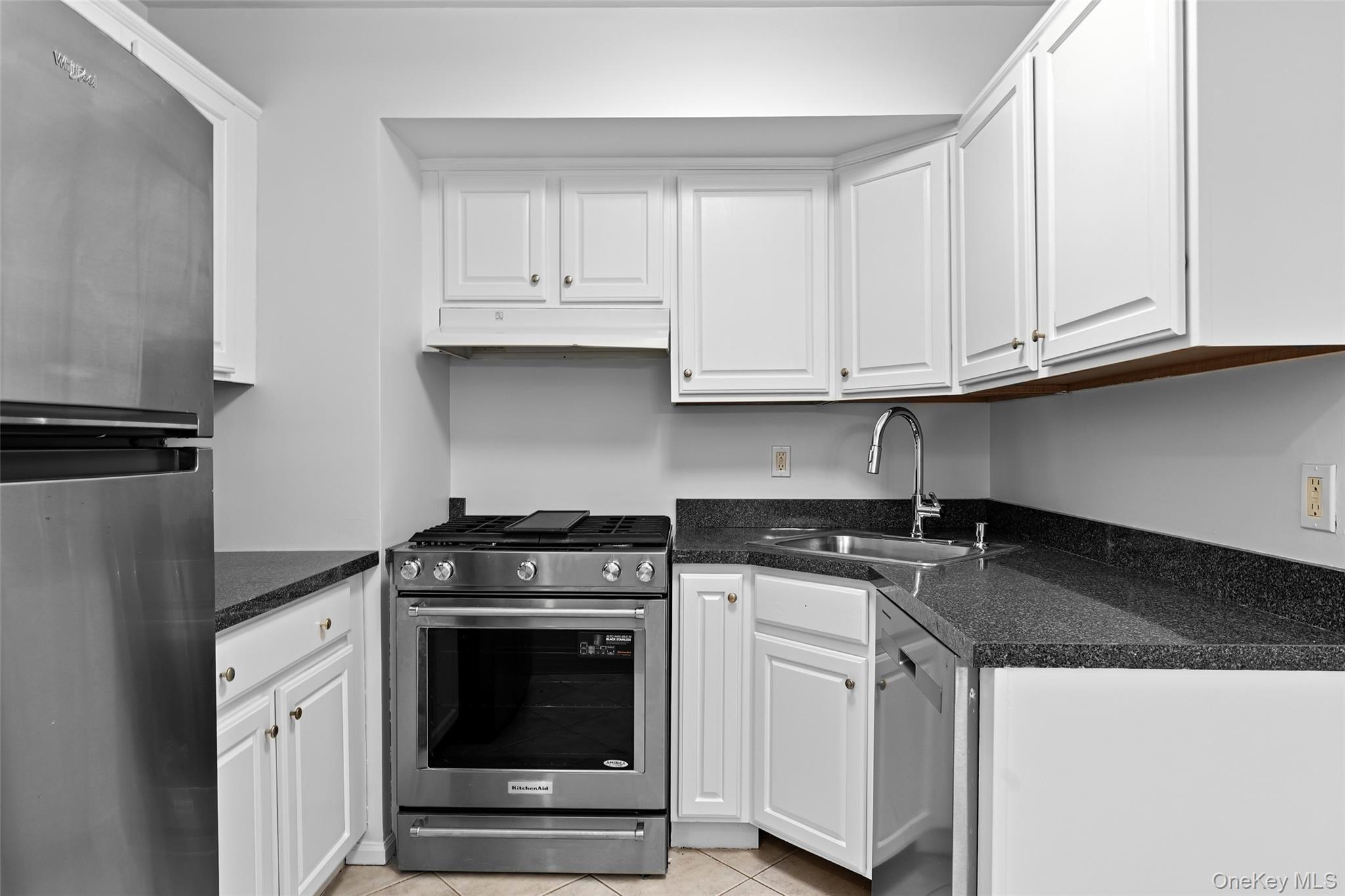 Coop Monroe Nassau County, NY 11561, MLS-952987-2