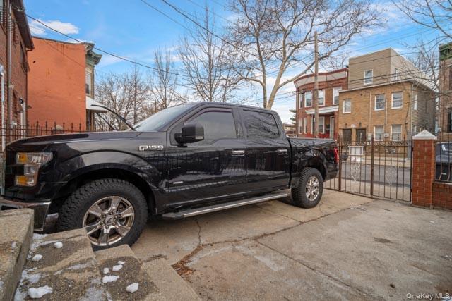 Single Family Barbey  Brooklyn, NY 11207, MLS-953007-4