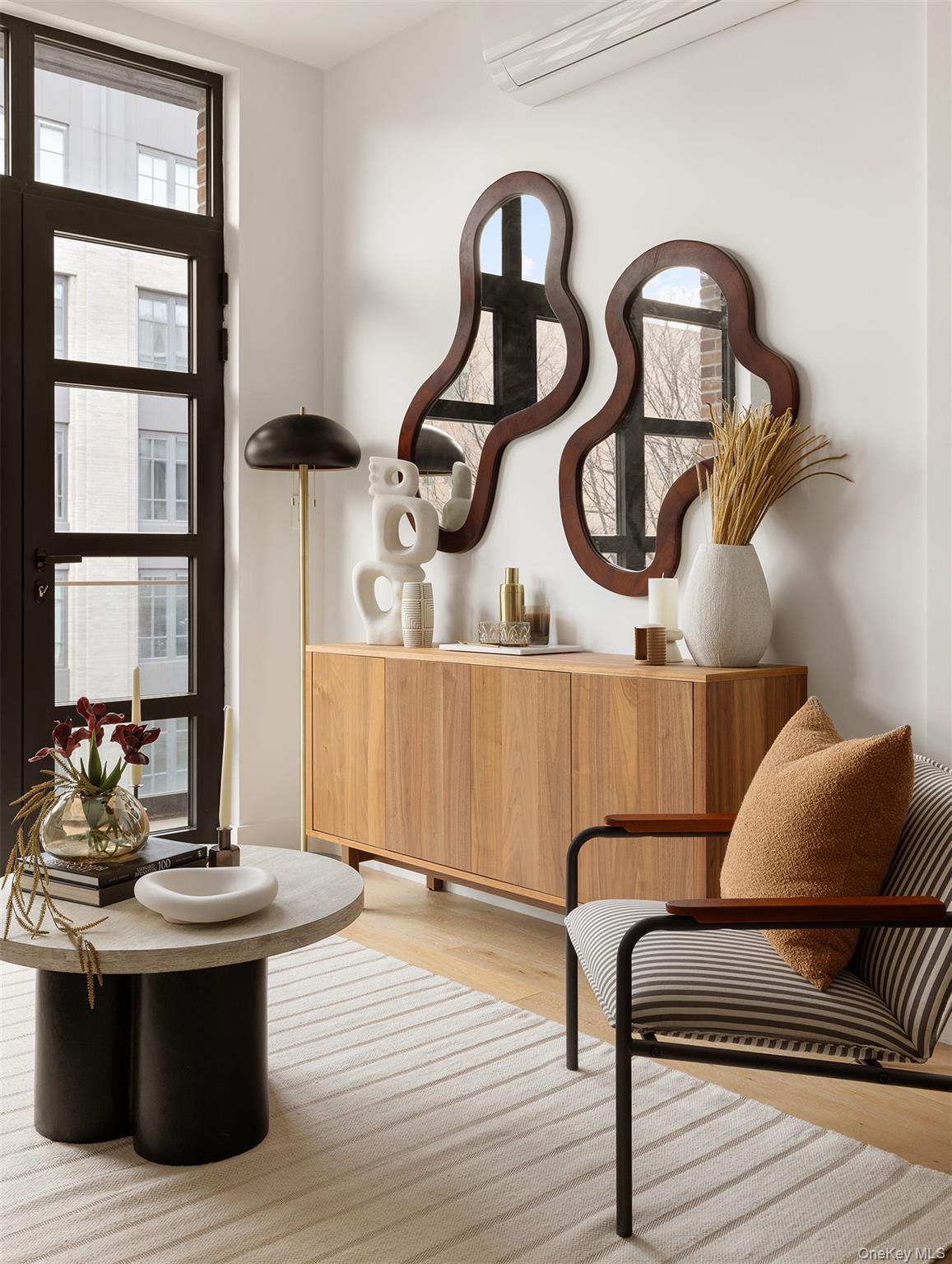 Condo 32nd Queens, NY 11101, MLS-953009-2