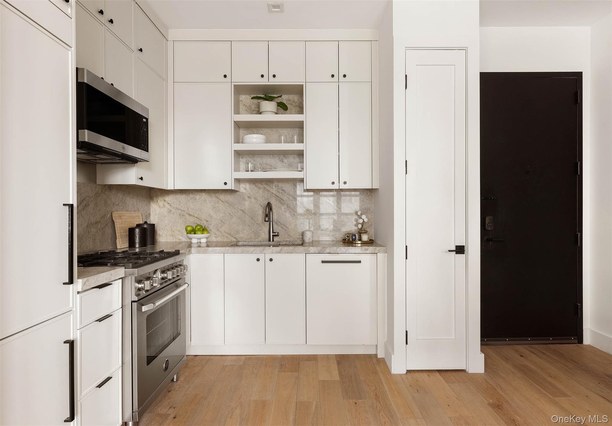 Condo 32nd Queens, NY 11101, MLS-953009-5