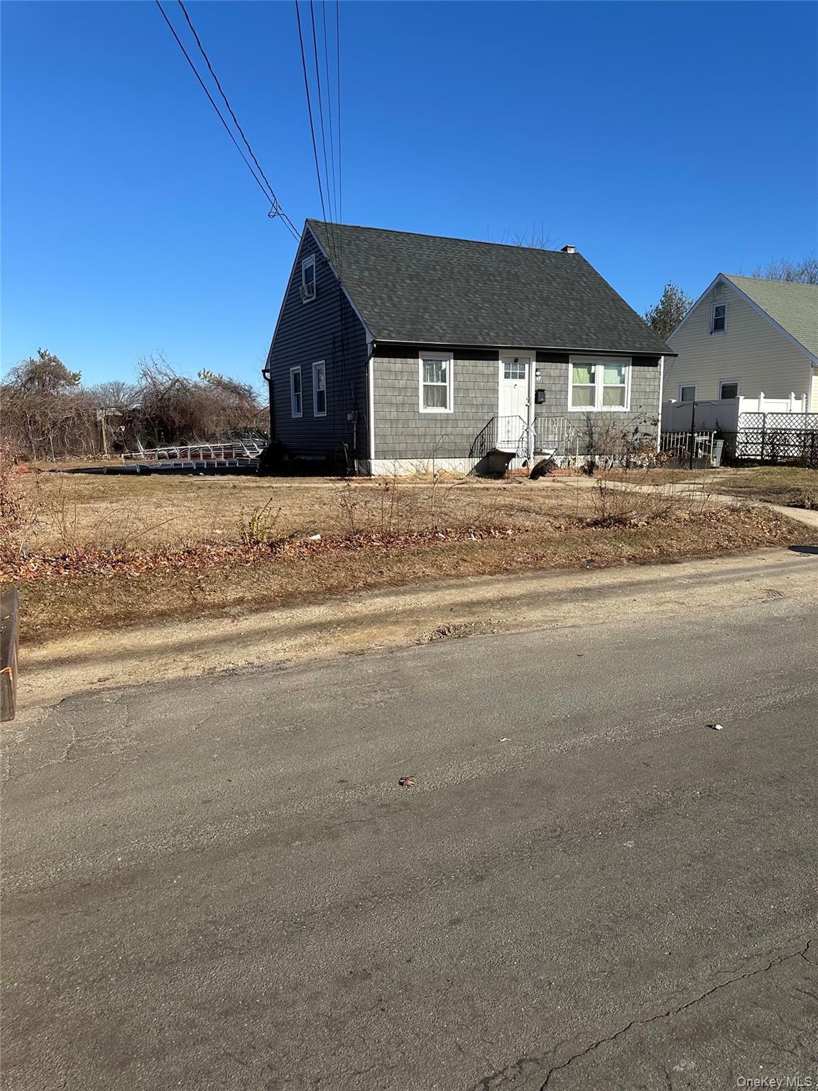 Single Family Davidson  Suffolk County, NY 11798, MLS-953022-2