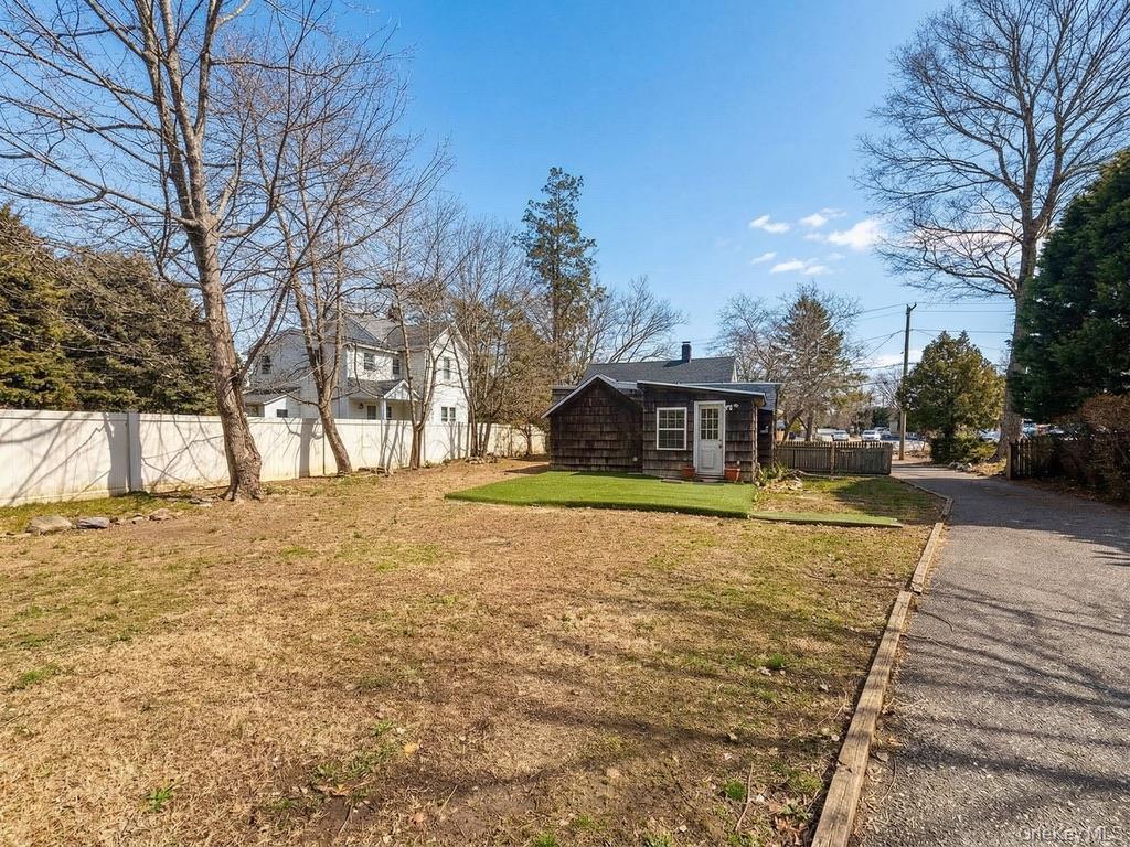 Single Family Richmond  Suffolk County, NY 11701, MLS-953053-22