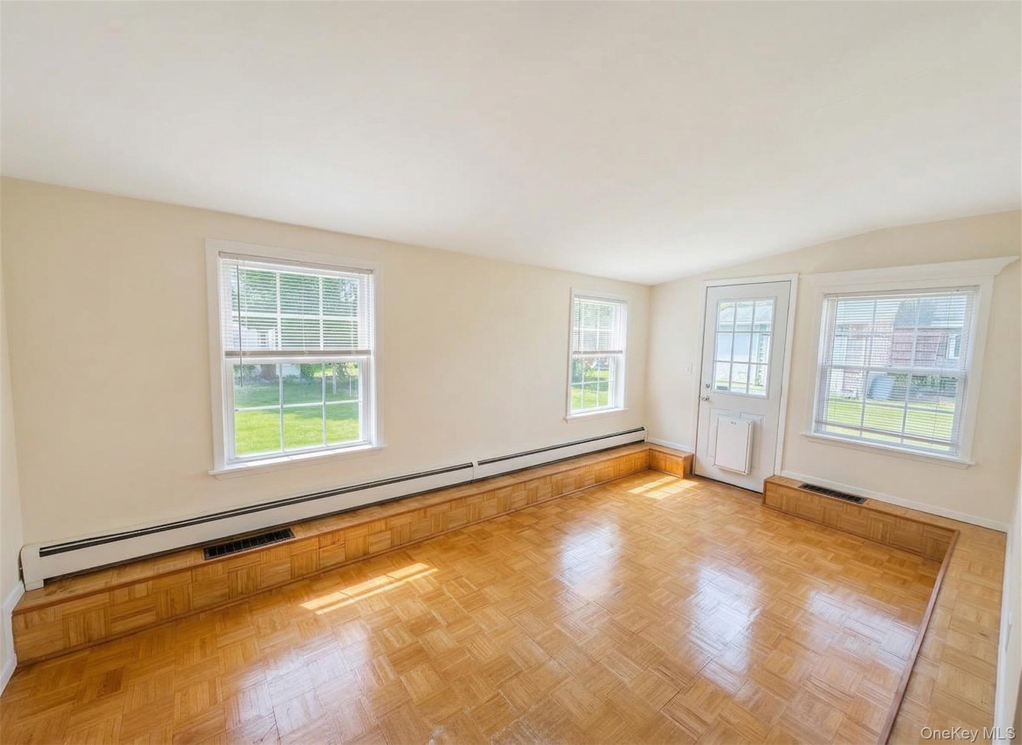 Single Family Richmond  Suffolk County, NY 11701, MLS-953053-6