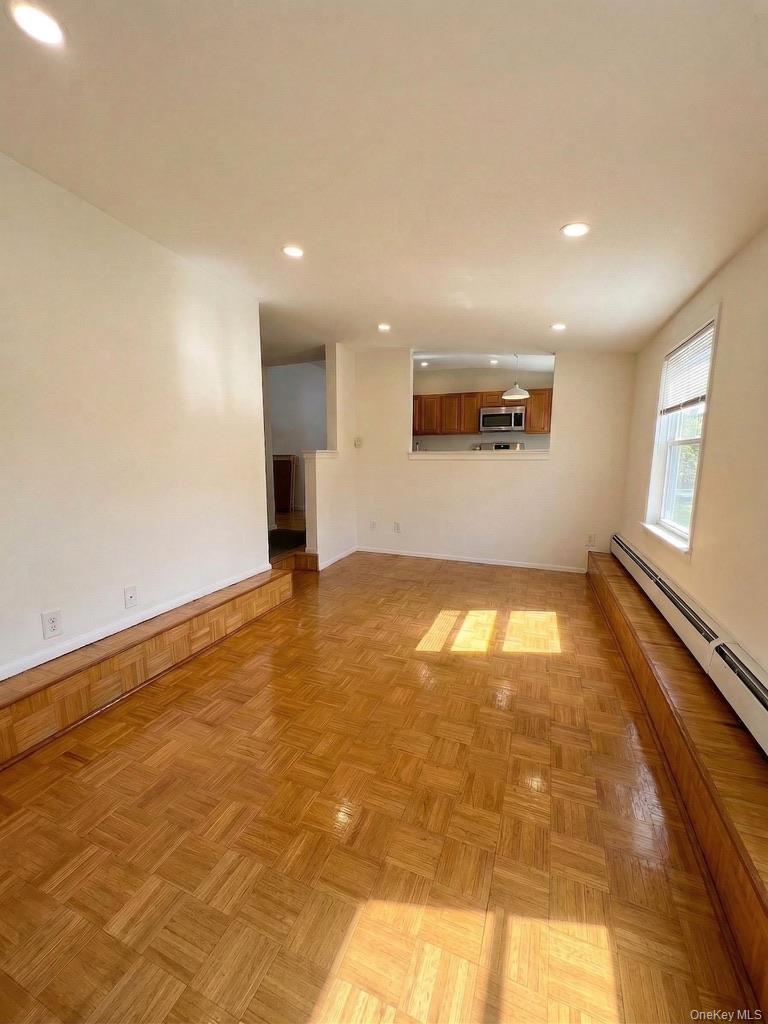 Single Family Richmond  Suffolk County, NY 11701, MLS-953053-8