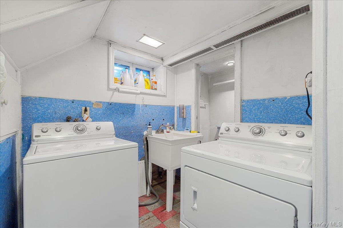 Single Family 126  Queens, NY 11420, MLS-953060-20