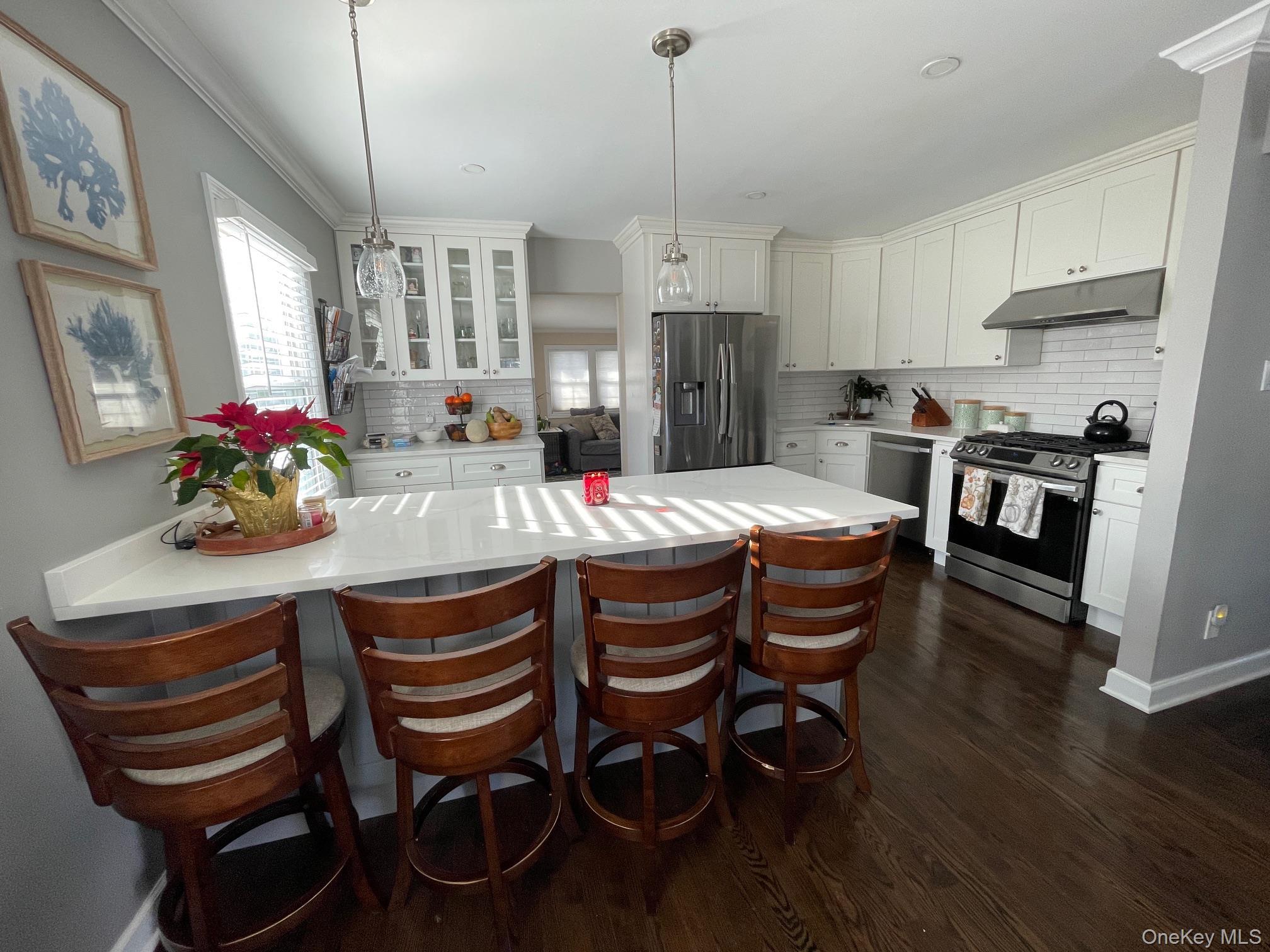 Single Family Dosoris  Nassau County, NY 11542, MLS-953075-6