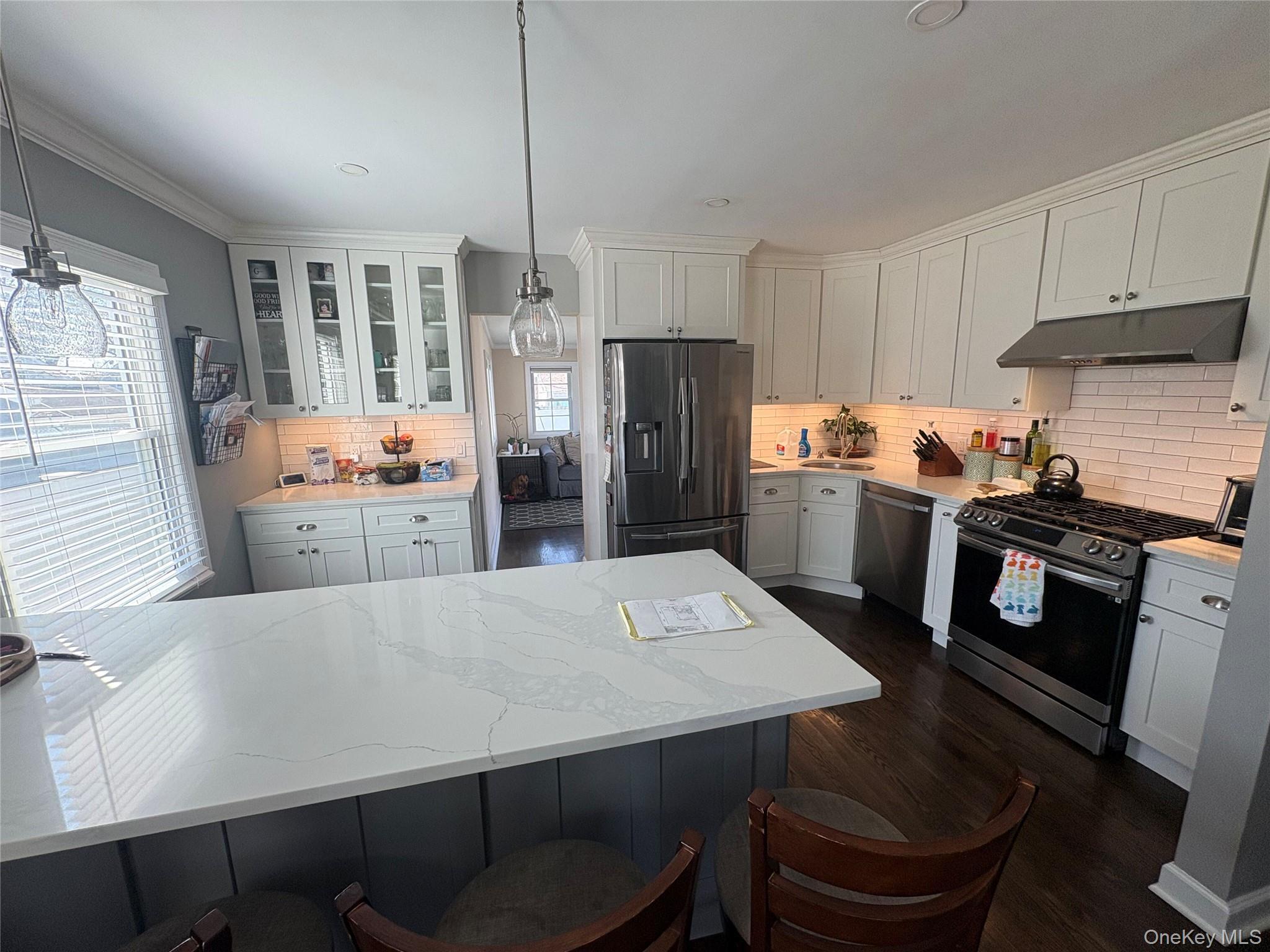 Single Family Dosoris  Nassau County, NY 11542, MLS-953075-7