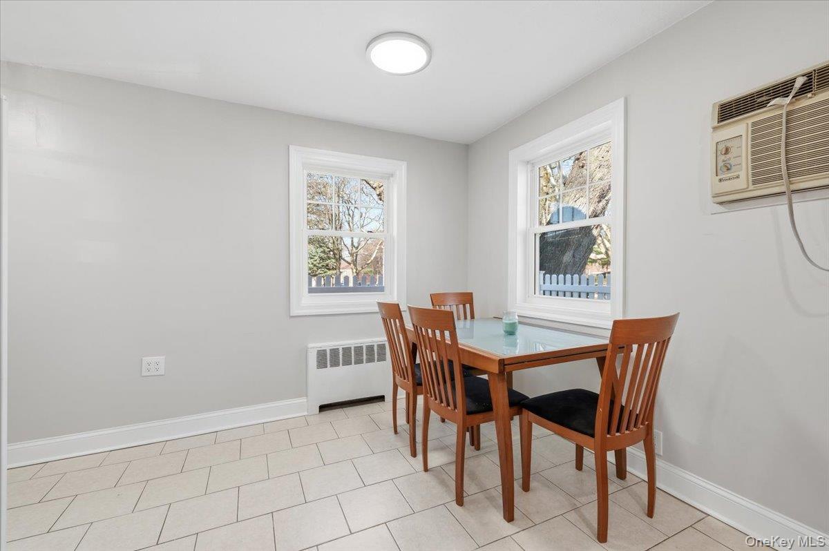 Coop Ave Queens, NY 11364, MLS-953082-11