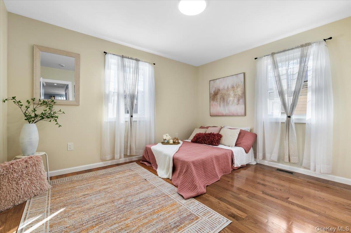 Single Family 223rd Queens, NY 11413, MLS-953129-11