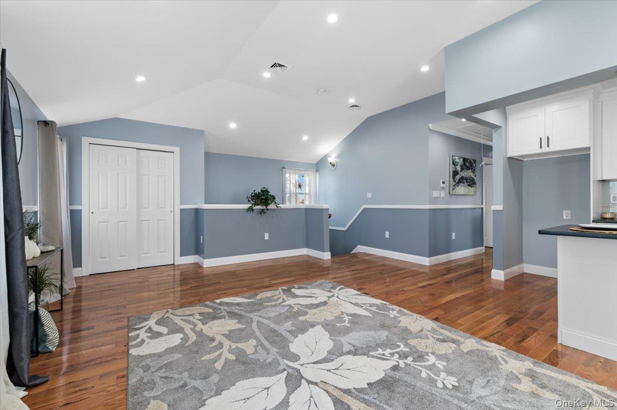 Single Family 223rd Queens, NY 11413, MLS-953129-16